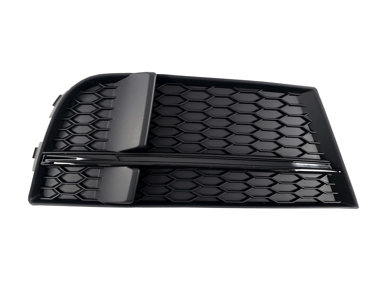 Решітки в бампер Full Black (в стилі S3) S-Line на Audi A3 8V 2016-2020 року 2