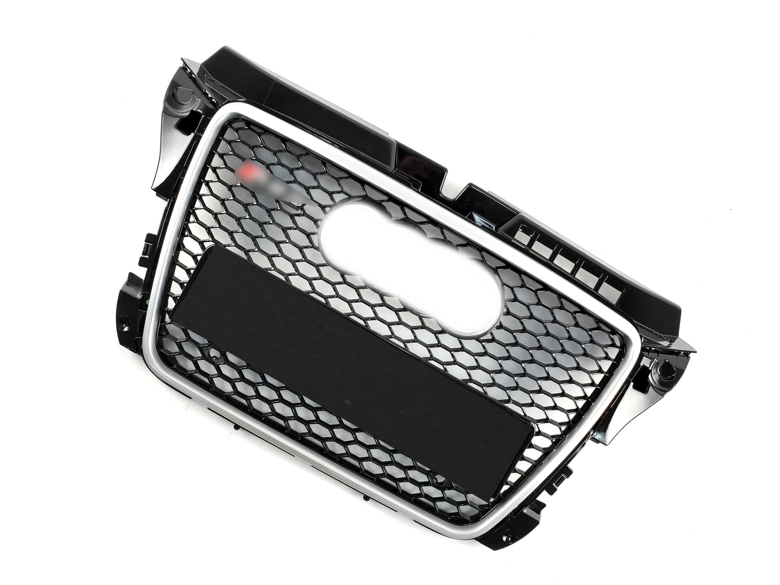 Решітка радіатора Black Silver (в стилі RS3) на Audi A3 8P 2008-2012 року 3