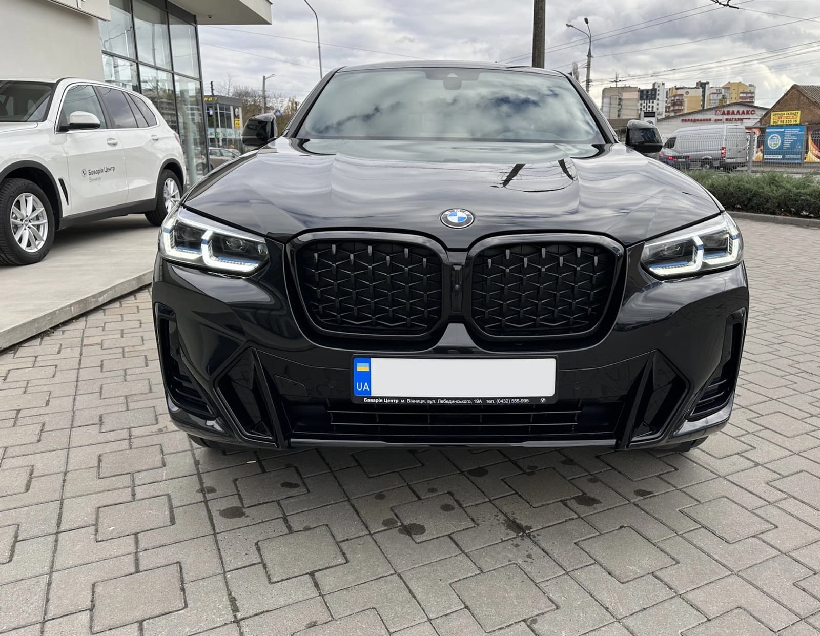 Ніздрі (Diamond All Black) на BMW X3 G01 2022-2024 року 6