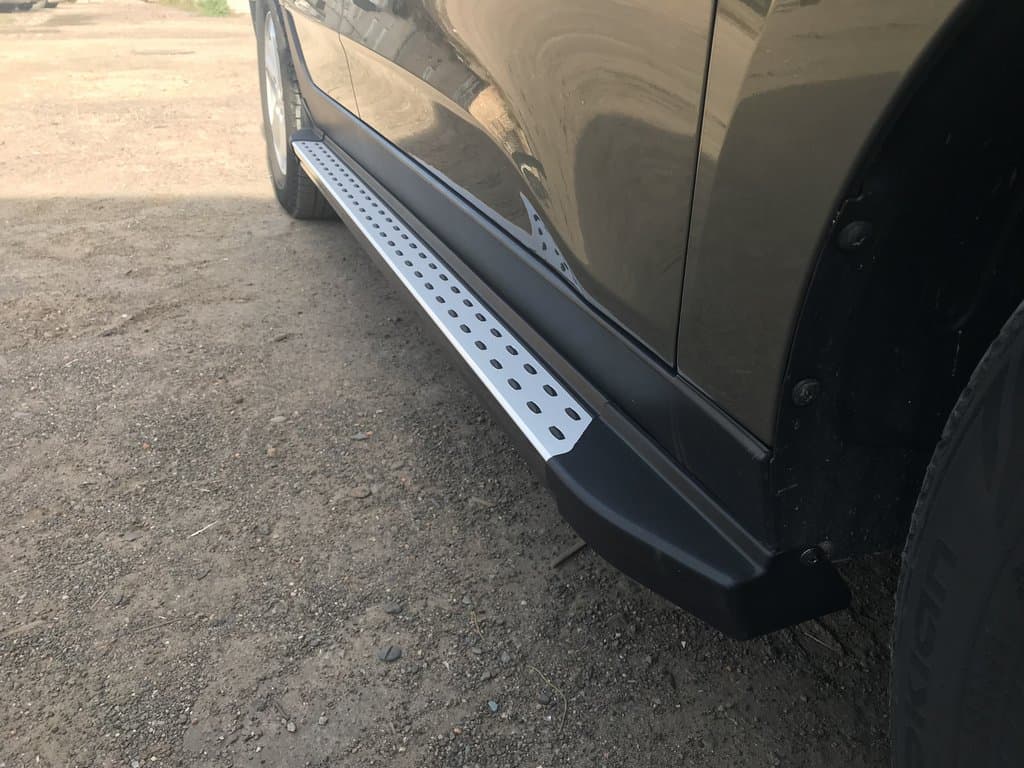 Бокові пороги OEM-BMW-V2 (2 шт, пластик)