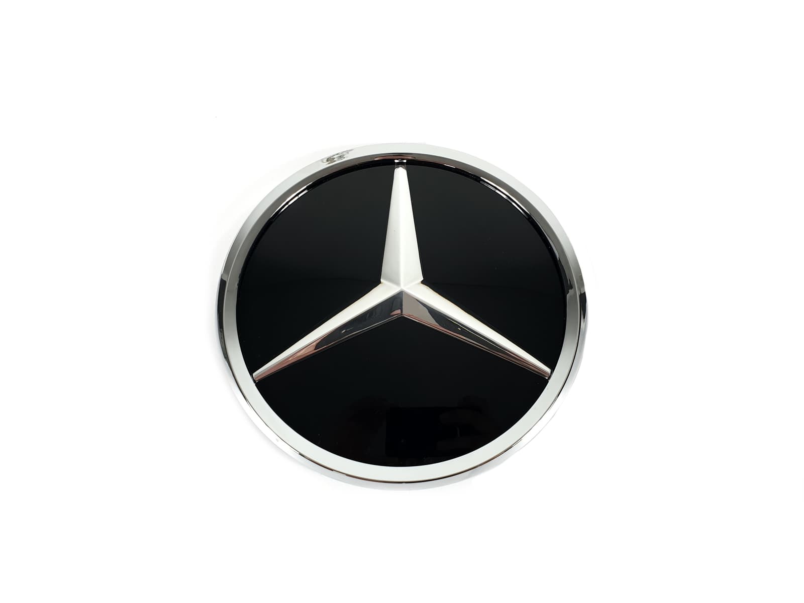 Логотипи Chrome скляний (муляж дистроніка) на Mercedes-Benz C-Class W205 2014-2018 року 2