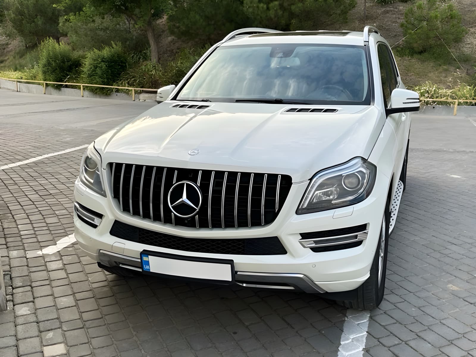 Решітка радіатора GT CROME Mercedes-Benz GL class X166 2012-2015 ЗВИЧАЙНИЙ НЕ AMG