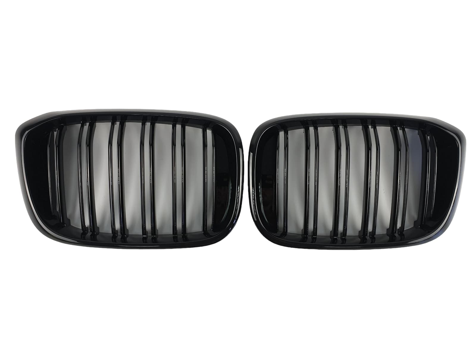 Ніздрі Чорний глянець (Подвійні M-Look) на BMW X3 G01 2018-2022 року