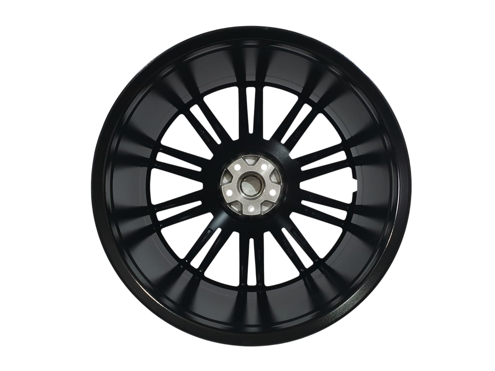 R20 BMF (одноширокі 8.0J ET40) на Land Rover Range Rover Velar L560 2017-2021 року 3