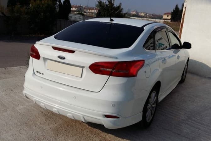 Накладка на задній бампер Sedan 2015↗ (під фарбування)