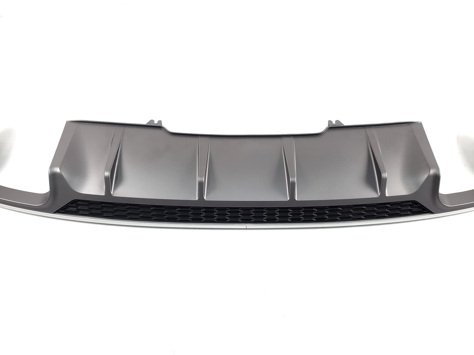 Дифузор (заднього бампера) Silver (в стилі S5 B9 00-00) на Audi A4 B9 2015-2019 року 3