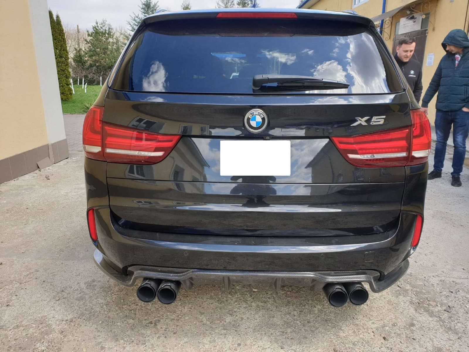 Задній бампер (стиль X5M F85) на BMW X5 F15 2013-2018 року 6