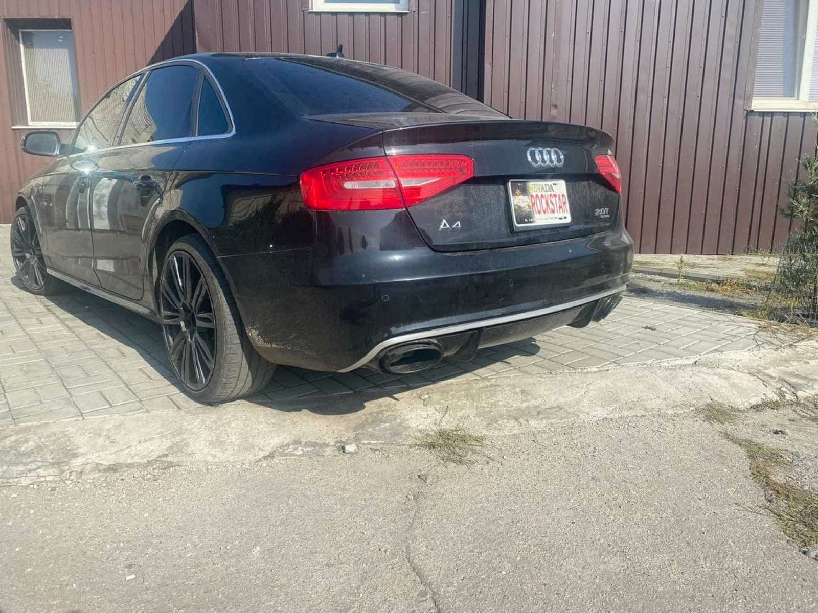 Дифузор (заднього бампера) Black Silver / Chrome Pipe (в стилі RS4) на Audi A4 B8 2011-2015 року 5