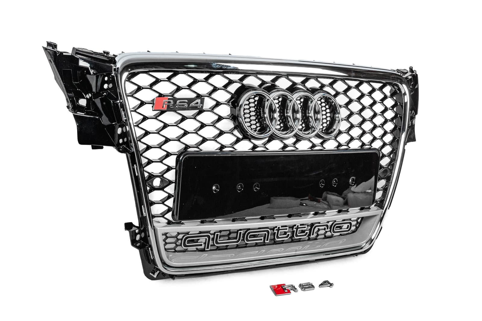 Передня решітка з написом Quattro RS-style (2007-2011, чорна) 3