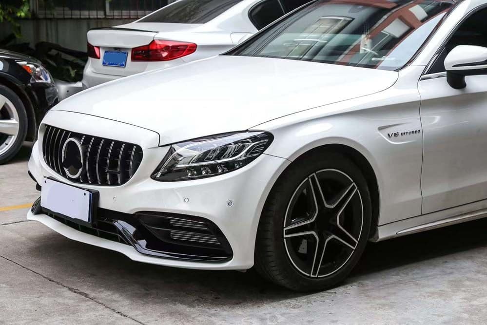 Комплект обвісів з дифузором (AMG C63-designs 2018-2021)