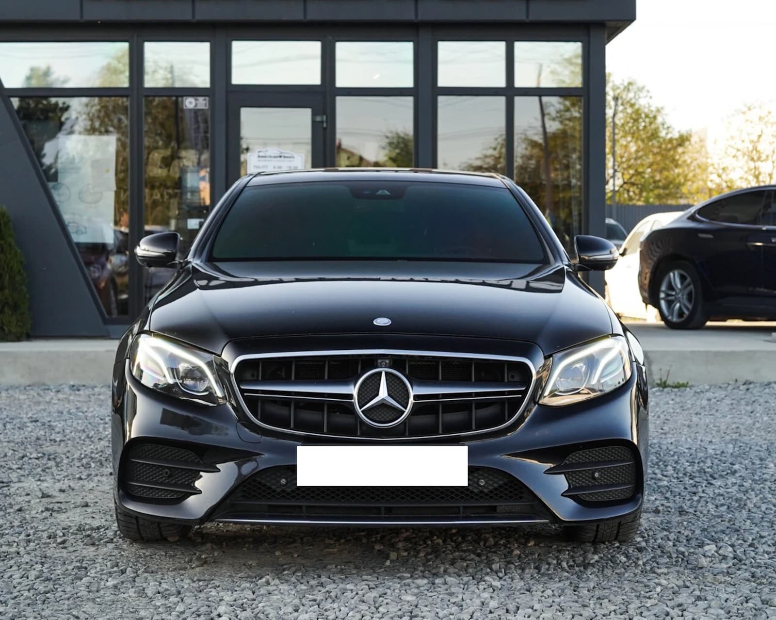 Решітка радіатора Silver Black (стиль AMG E63 S) на Mercedes-Benz E-Class W213 2016-2020 року 4