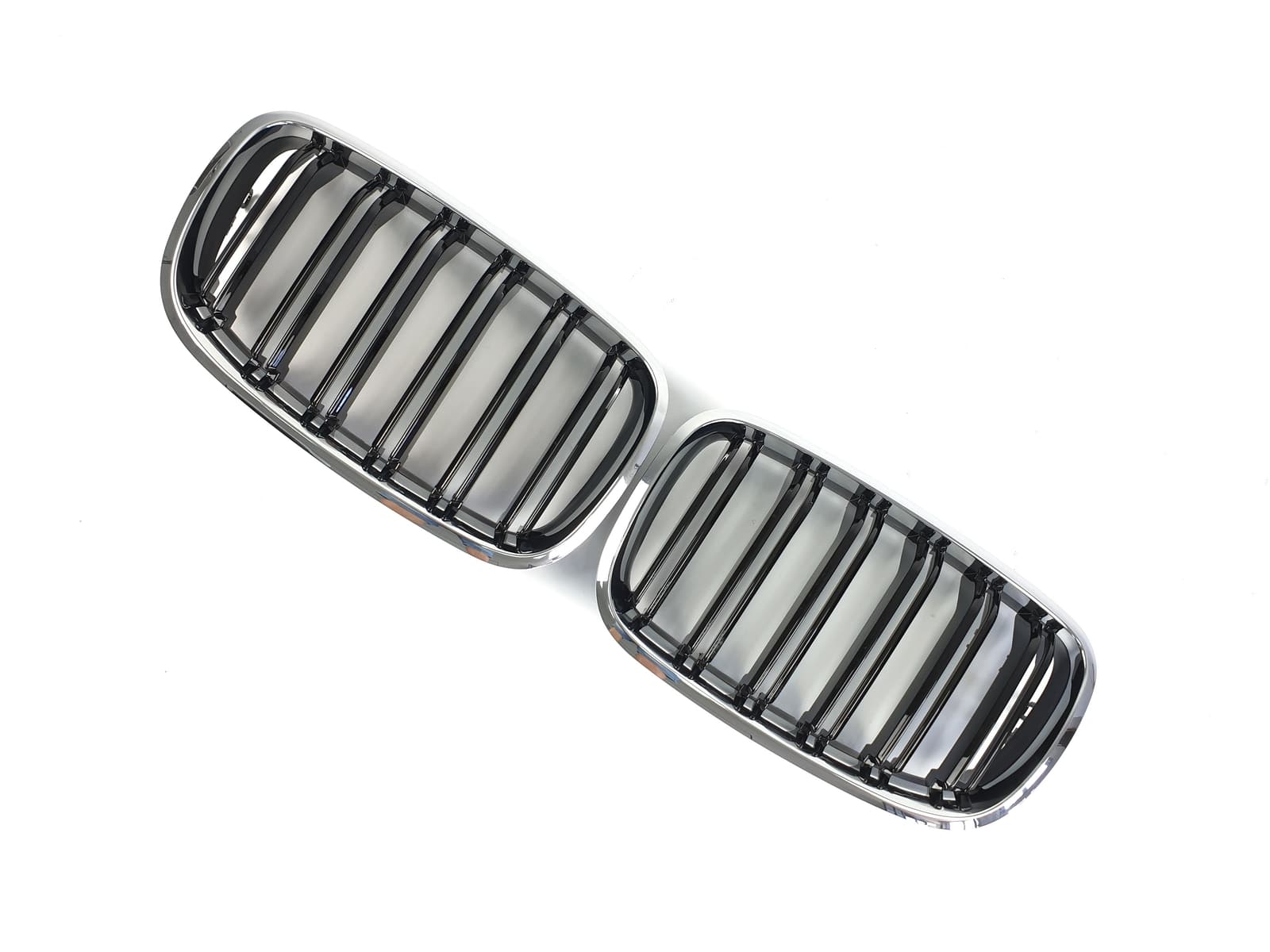 Ніздрі Чорний глянець / Хром рамка (Подвійні M-Look) на BMW X5 E70 2010-2013 року 3