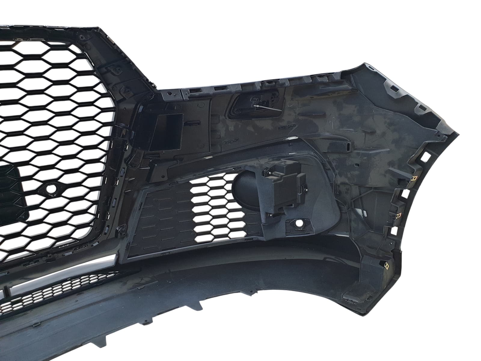 Передній бампер (RS Style) Chrome на Audi Q7 4M 2015-2020 року 6