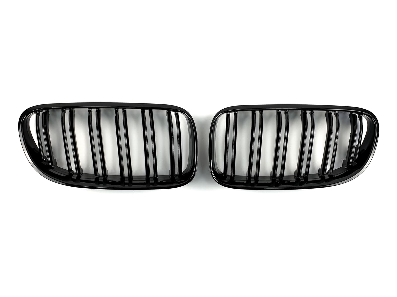 Ніздрі Чорний глянець (Подвійні M-Look) на BMW 3 Series E92 / E93 2010-2013 року