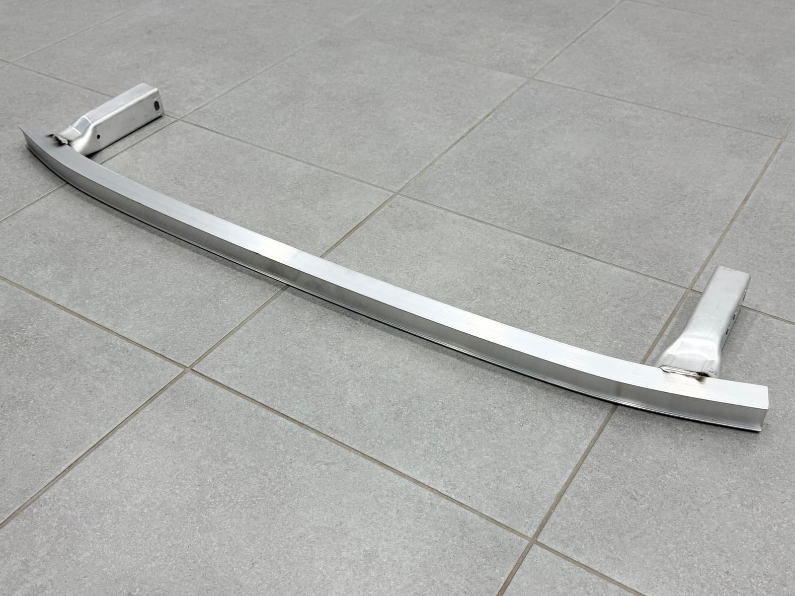 Підсилювач переднього бампера нижній 51117399912 для BMW X3 G01 X4 G02 4