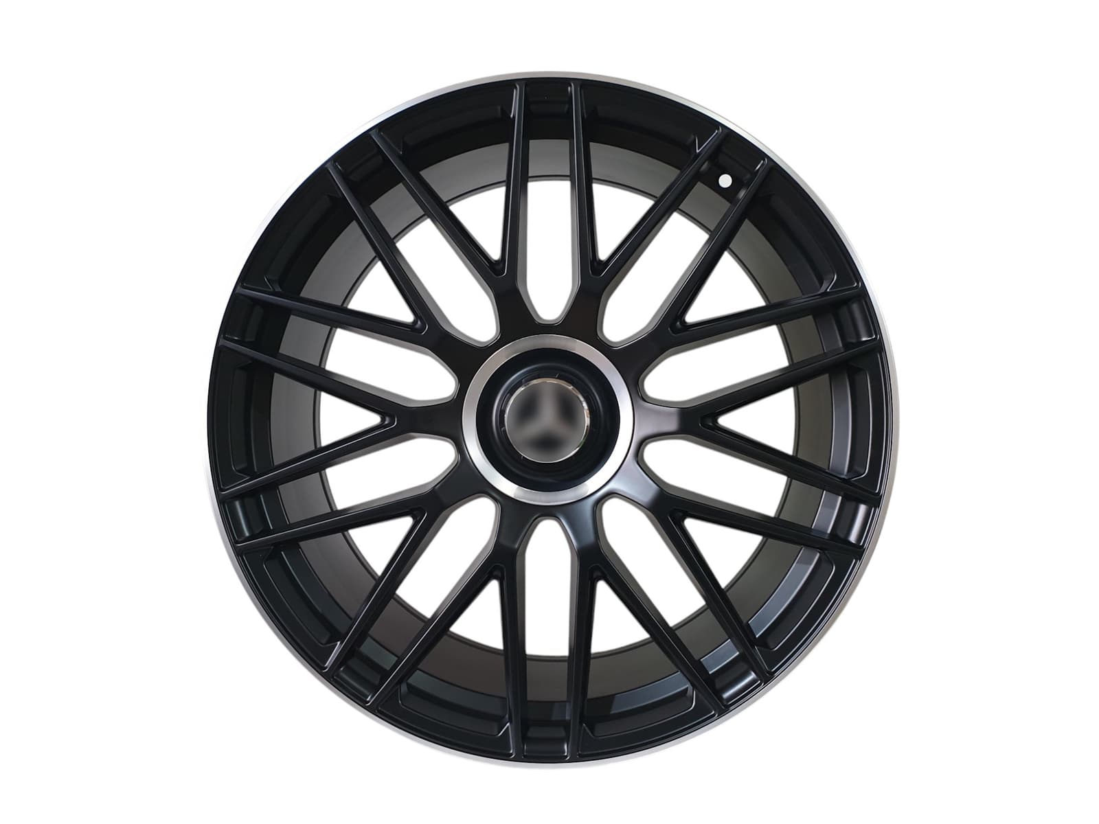 R20 MBML (різноширокі) на Mercedes-Benz A-Class W176 2012-2015 року