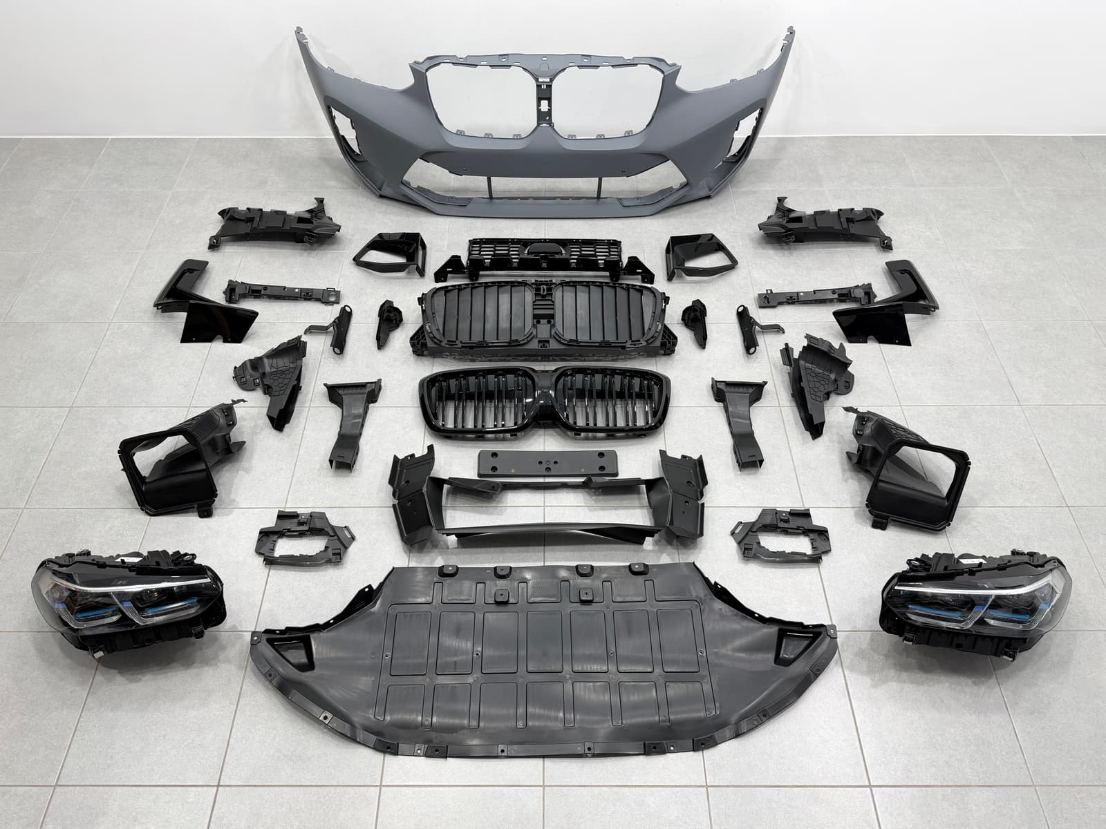Обвес комплект рестайлинга X3M F97 LCI 2022+ для BMW X3 G01 2018-2021 2
