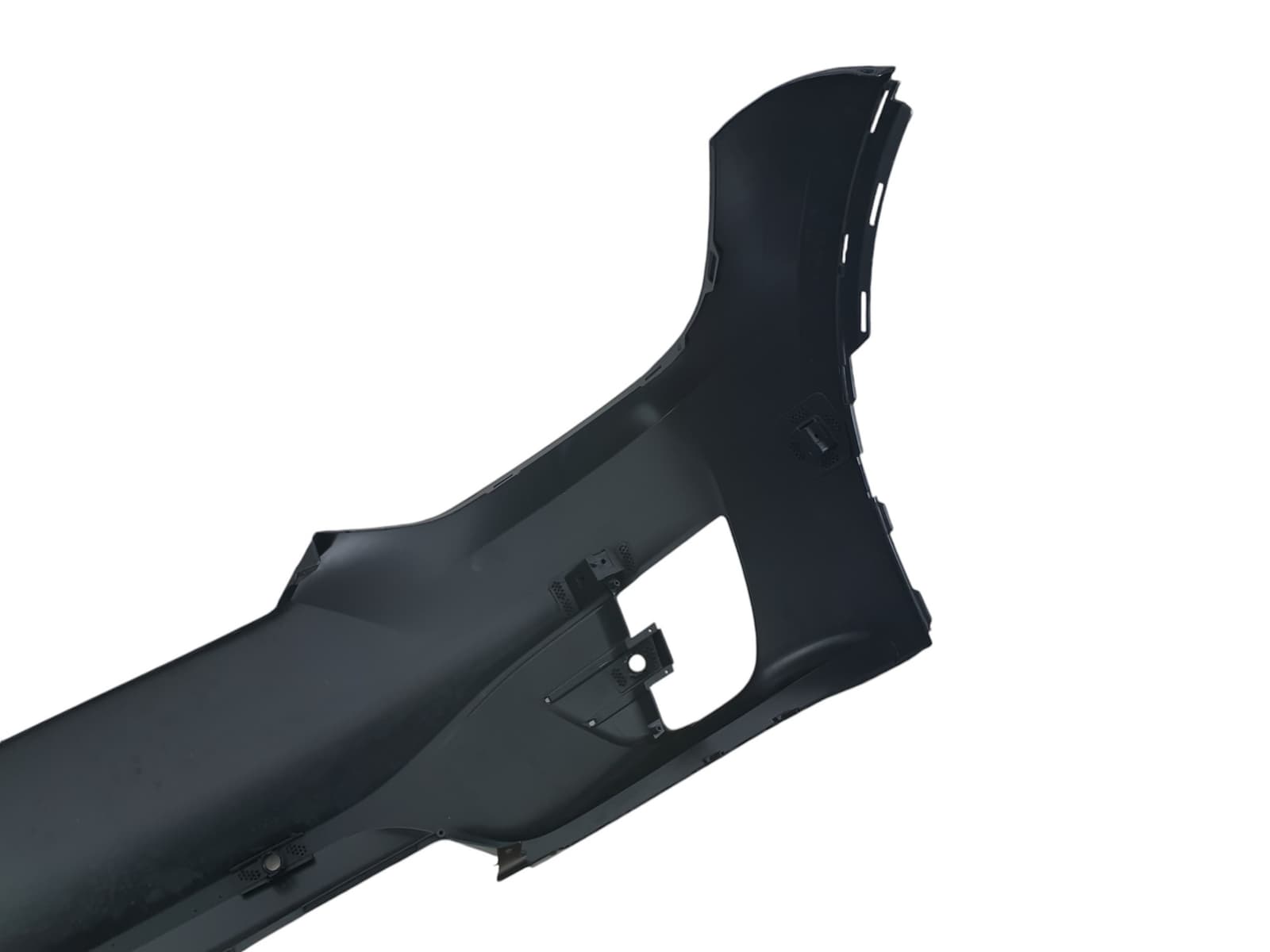 Передній бампер на Tesla Model X 2015-2021 року 6