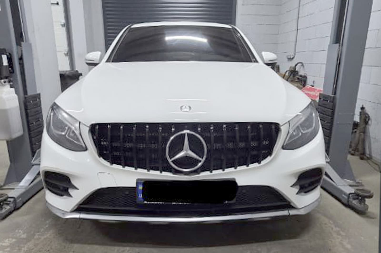Передня решітка GT Panamericana Black (2015-2019) 3