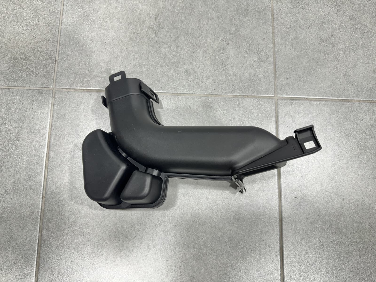 Повітропровід Nissan X-Trail / T32 / Rogue 14-20 на фільтр, новий, під кліпсу 165544BA2E