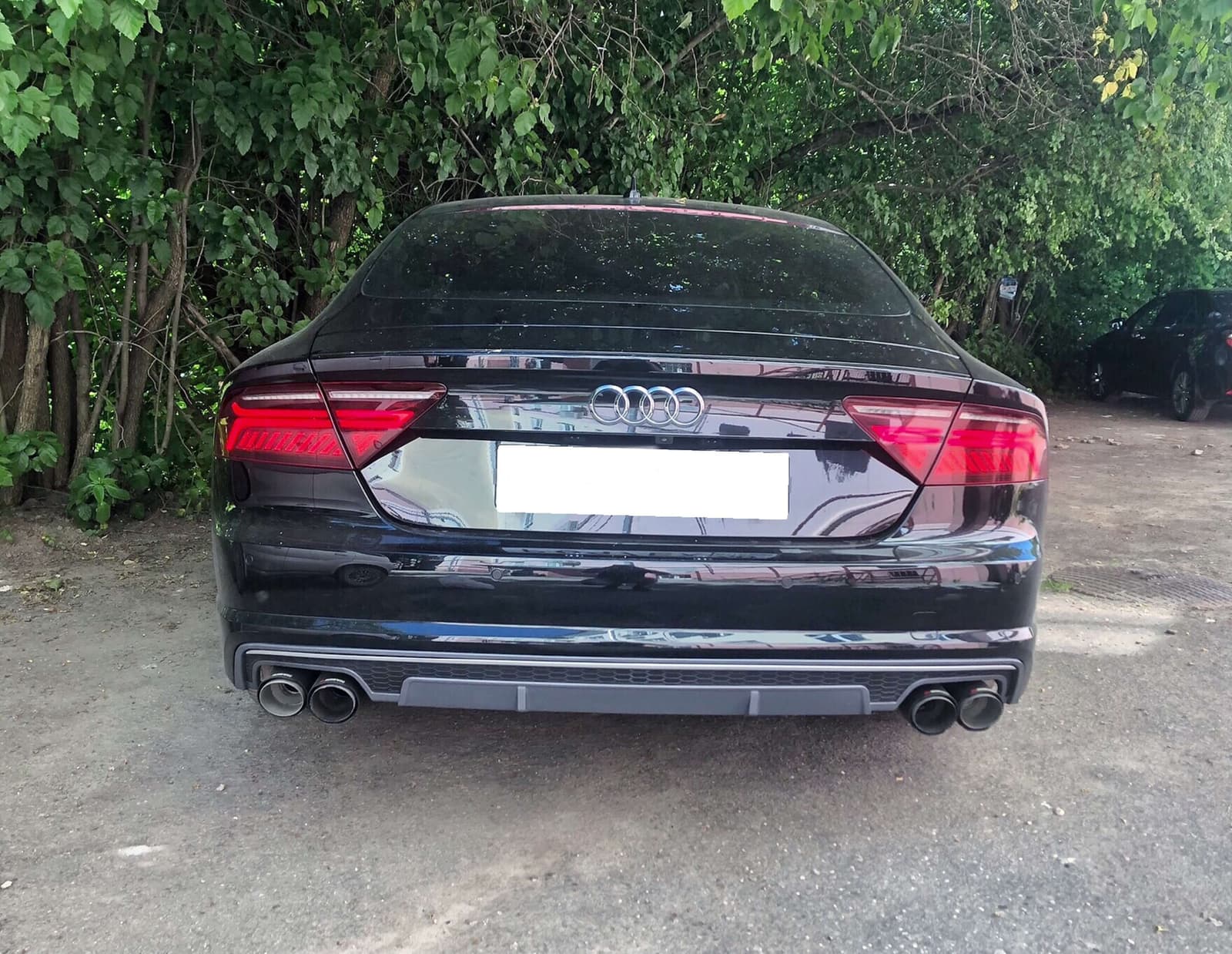 Дифузор (заднього бампера) Silver Black (в стилі S7 00-00) на Audi A7 4G 2014-2017 року 5