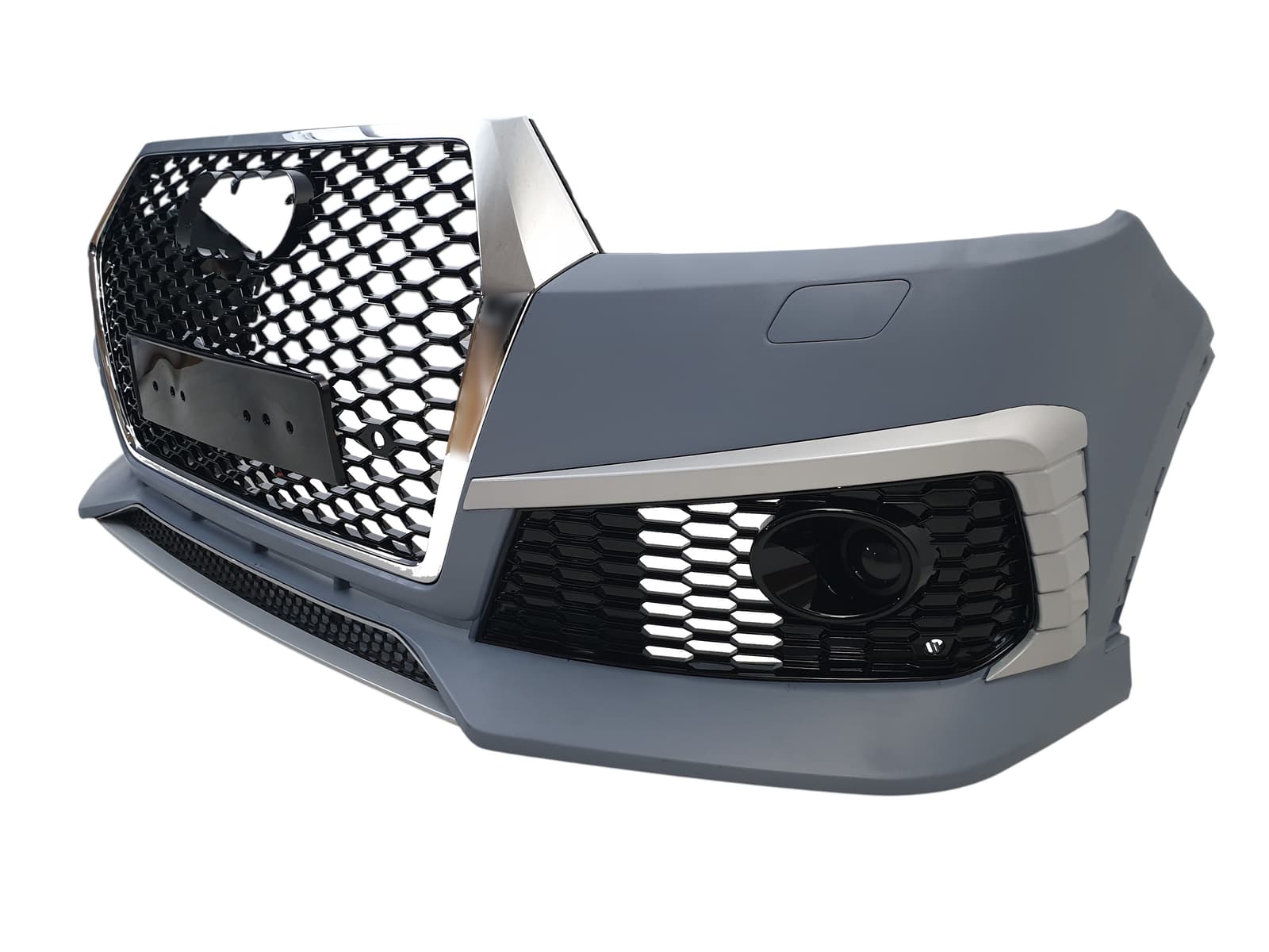 Передній бампер (RS Style) Chrome на Audi Q7 4M 2015-2020 року 3