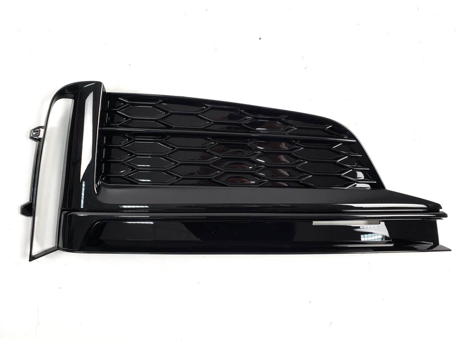 Решітки в бампер Full Black (стиль S5) S-Line на Audi A5 B9 2016-2020 року 2