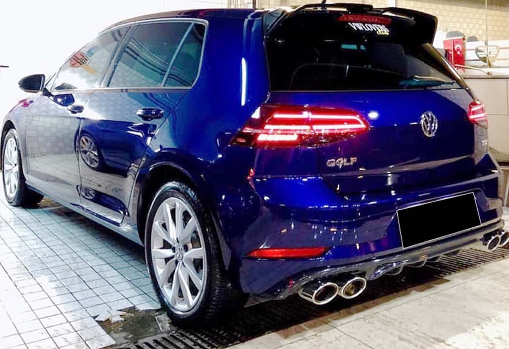 Задній дифузор V-1 (2017-2019, чорний глянець)