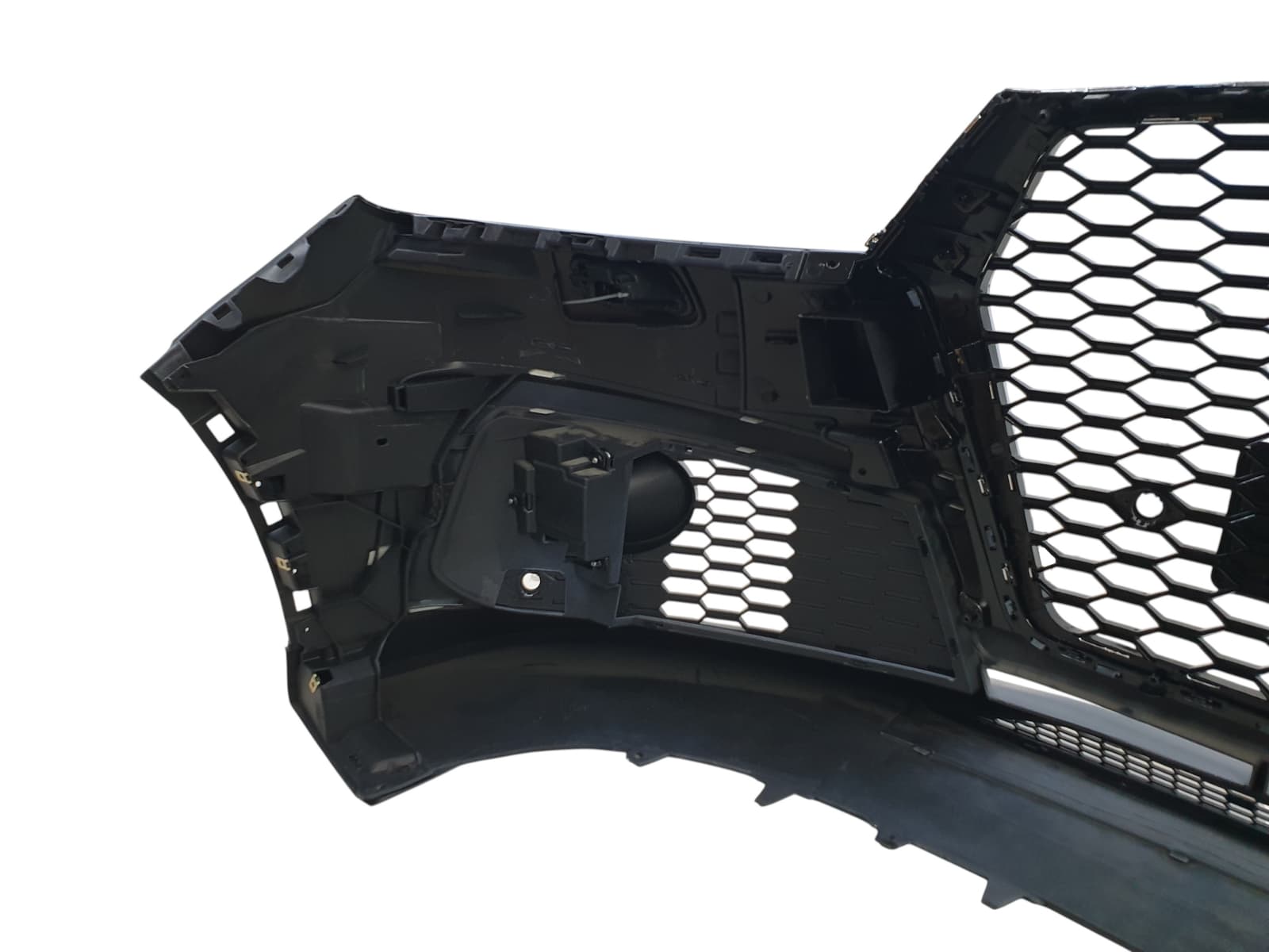 Передній бампер (RS Style) Chrome на Audi Q7 4M 2015-2020 року 4