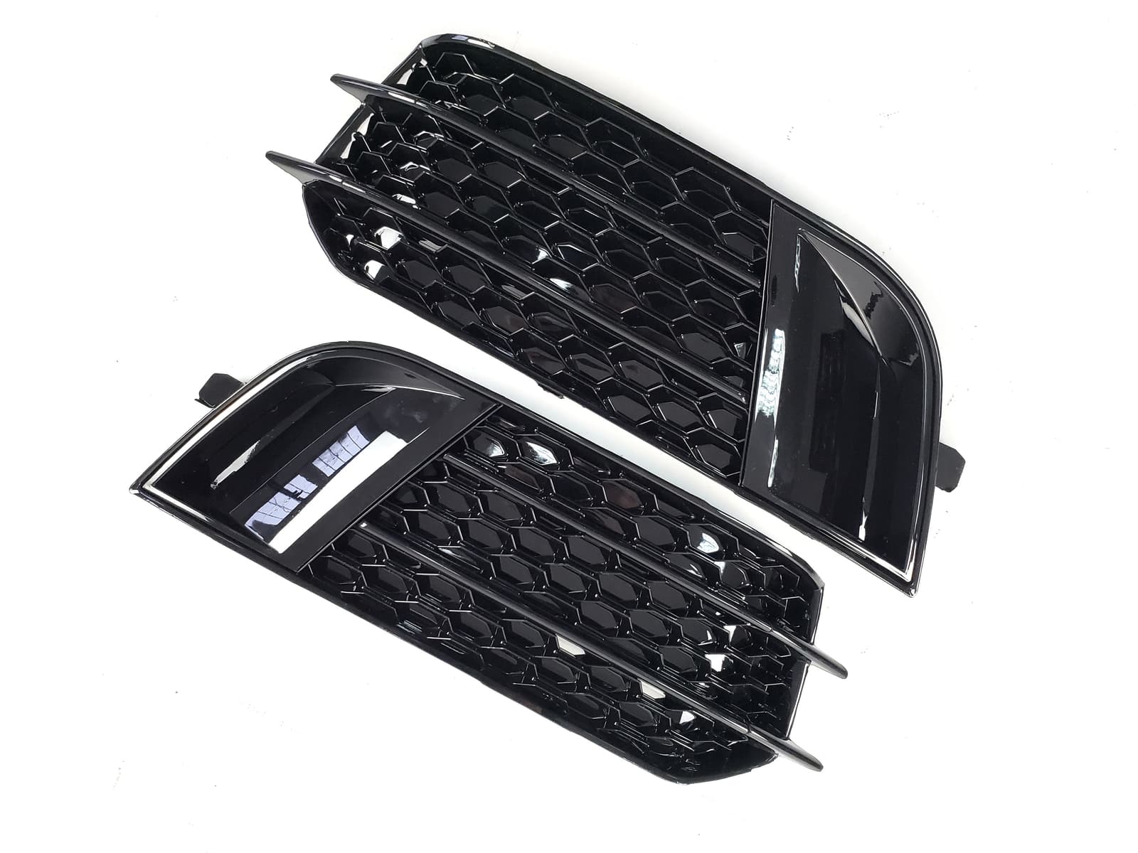 Решітки в бампер Full Black (в стилі RS1) на Audi A1 8X 2010-2014 року 2