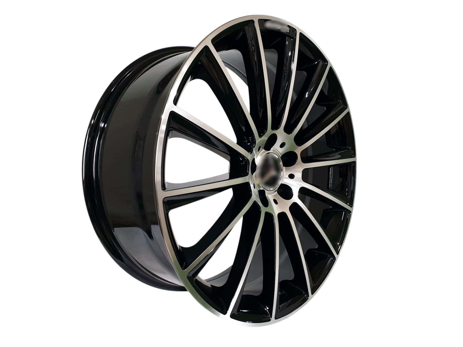 R18 BMF Диски (різноширокі) на Mercedes-Benz A-Class W176 2012-2015 року 2