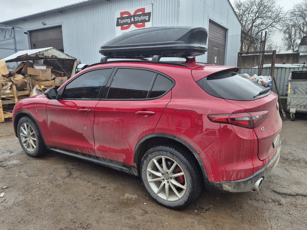 Авто бокс Niken чорний (450 л) 3