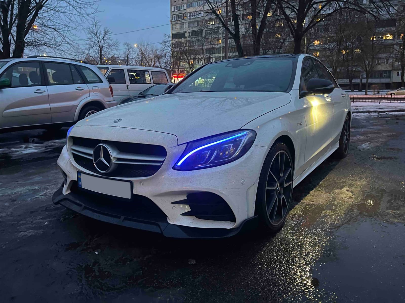 Губа (переднього бампера) Чорний глянець (стиль Brabus) на Mercedes-Benz C-Class W205 2018-2021 року 3