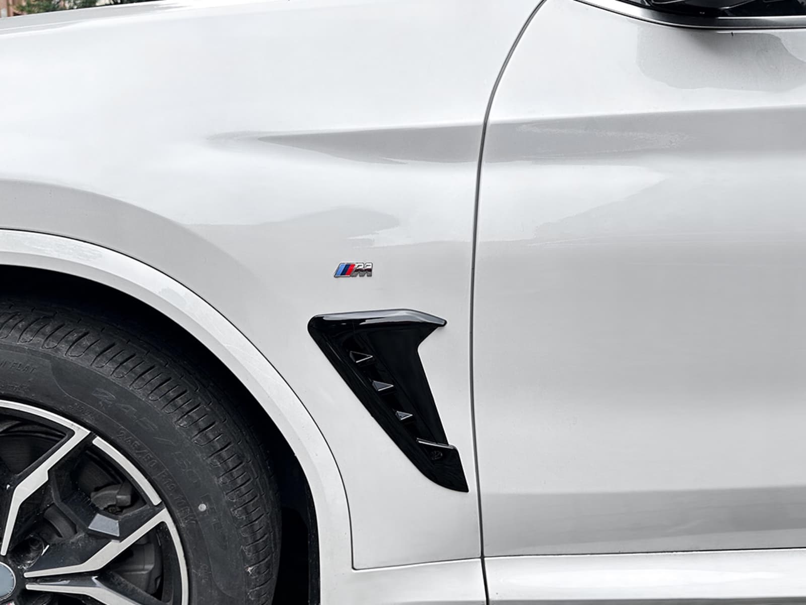 Зябра на крила BMW X3 G01 / X4 G02 2018 - 2шт. 2