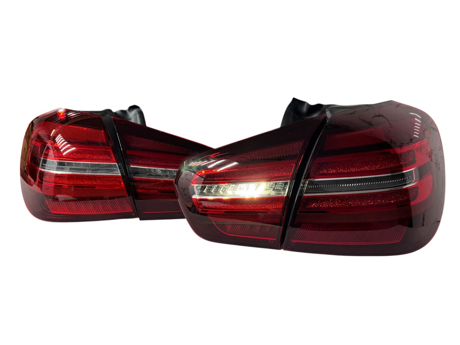 Задні ліхтарі LED (апгрейд в GLA X156 2017+) на Mercedes-Benz GLA-Class X156 2013-2017 року 4