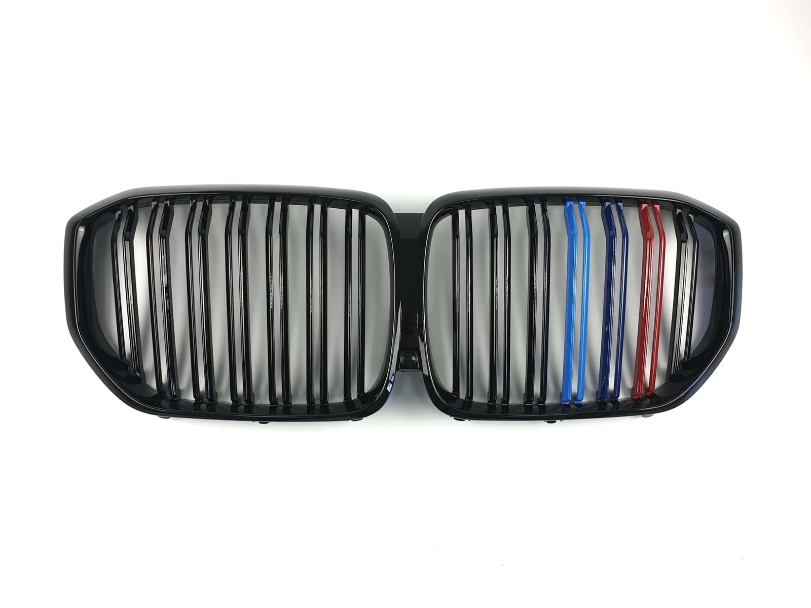 Ніздрі M-color (Подвійні M-Look) на BMW X5 G05 2018-2022 року