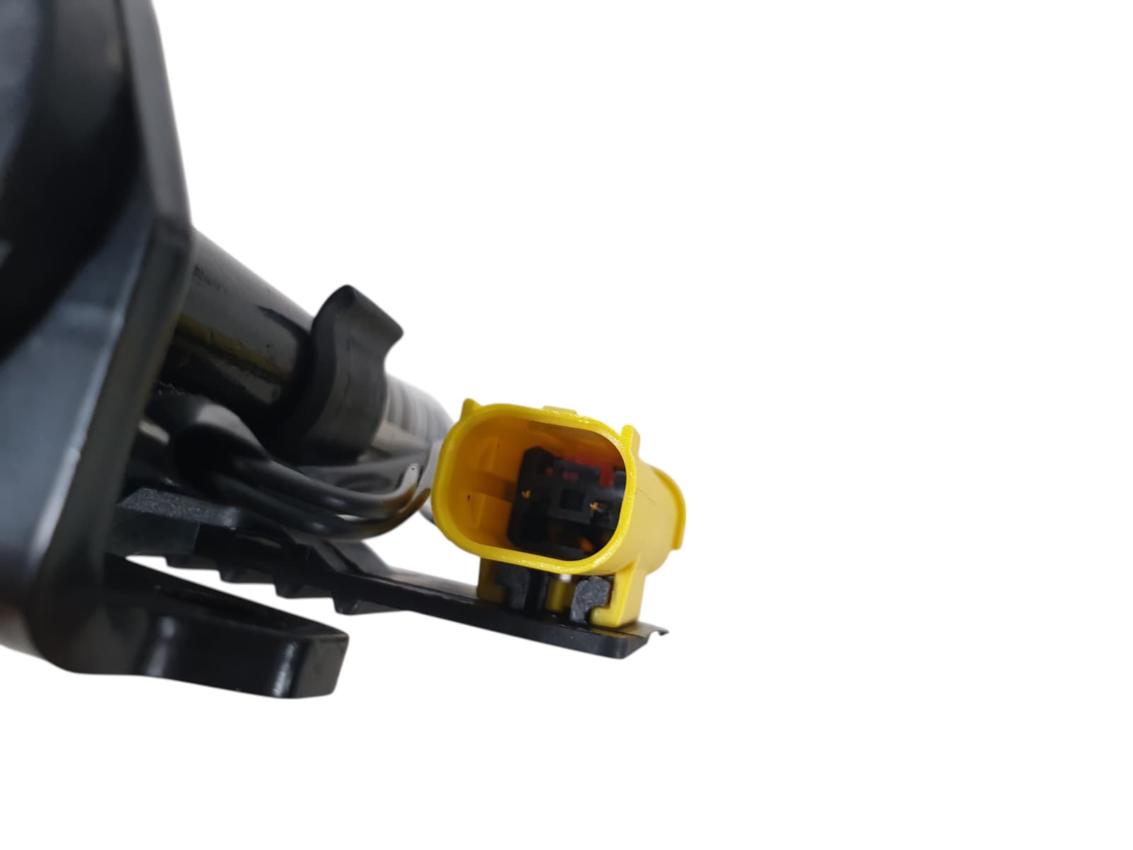 Піропатрони петлі капота RH на BMW X5 G05 2018-2022 року 3