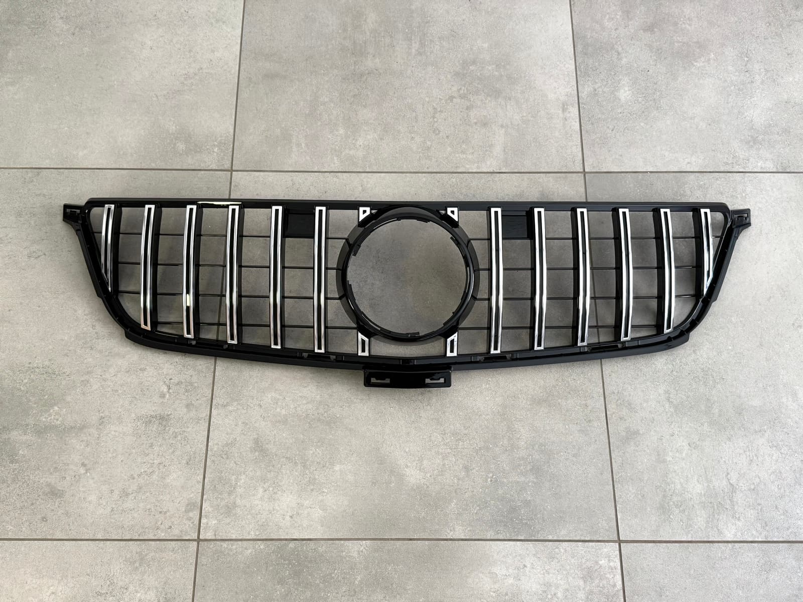 Решітка радіатора GT CHROMEMercedes ML-class W166 2012-2015