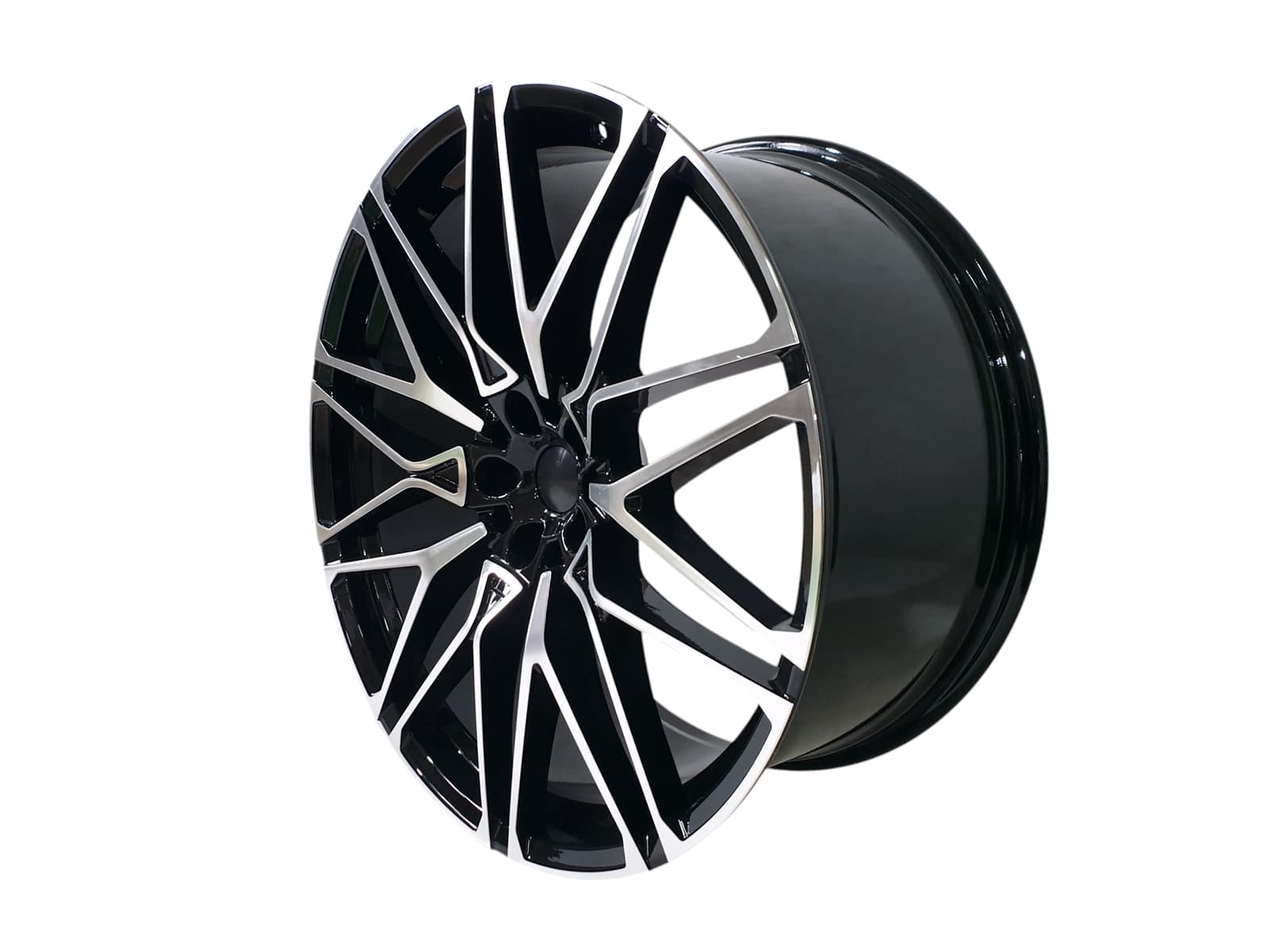 R22 BMF Диски (різноширокі) на BMW X5 G05 2018-2022 року 2