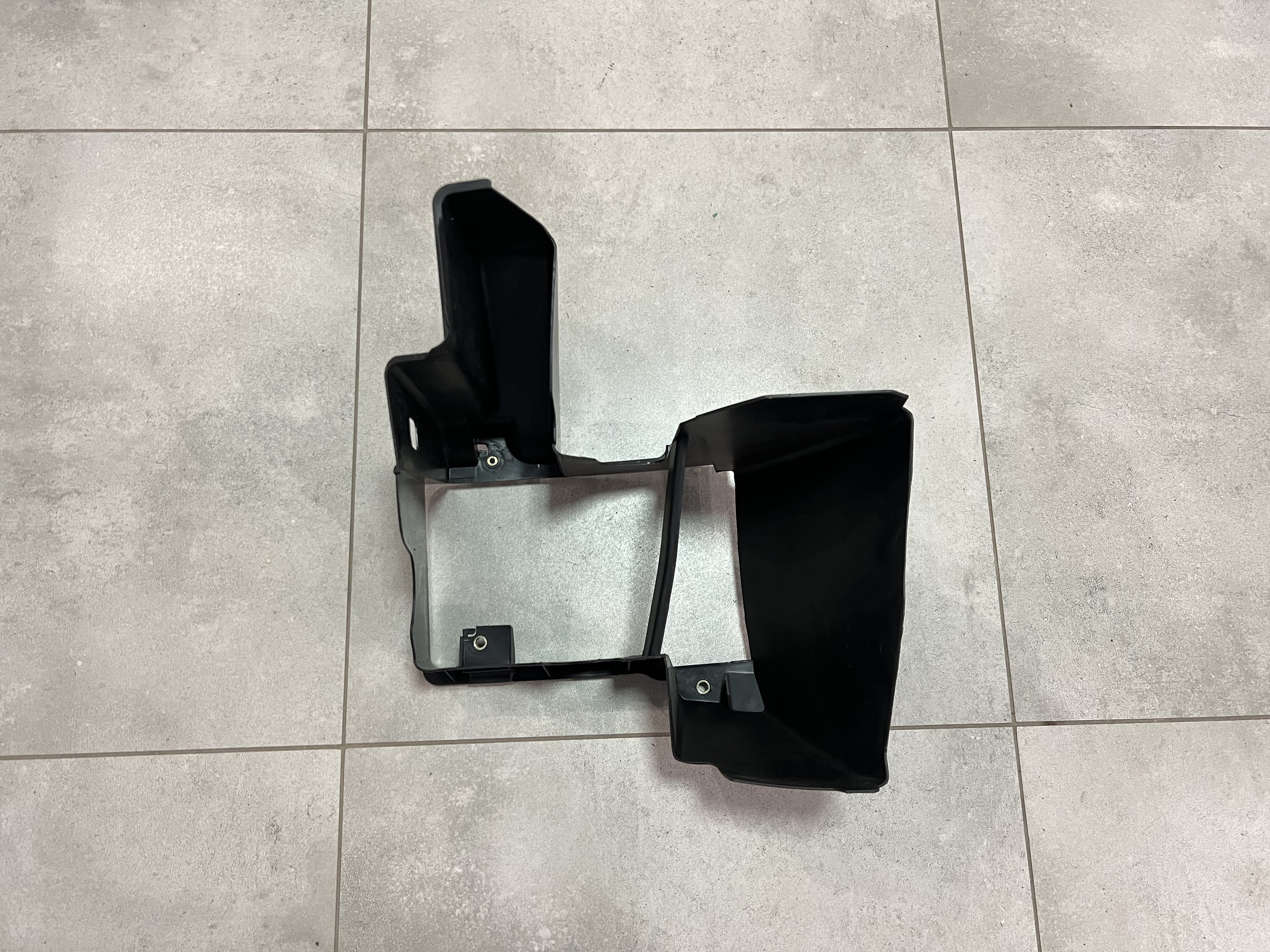 Дефлектор радіатора охолодження акпп Lexus LX 450d / LX 570 2015-2022 PZ32760702 3