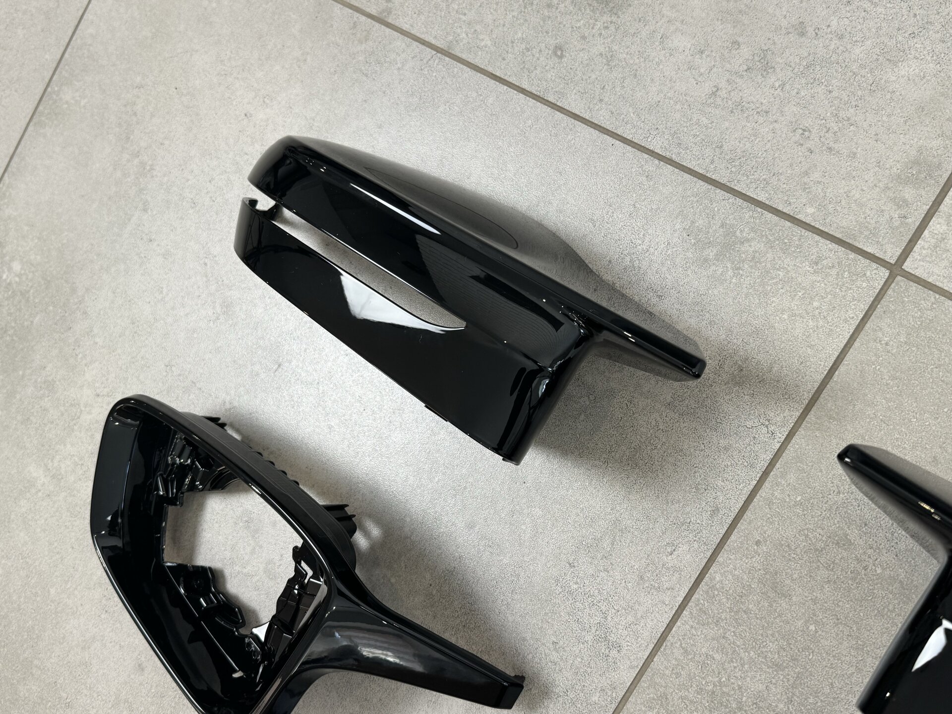 Корпуси дзеркал M LOOK BMW G11 G12 G14 G15 G16 G20 G21 G22 G23 G26 G30 G31 G32 чорний глянець V2 5