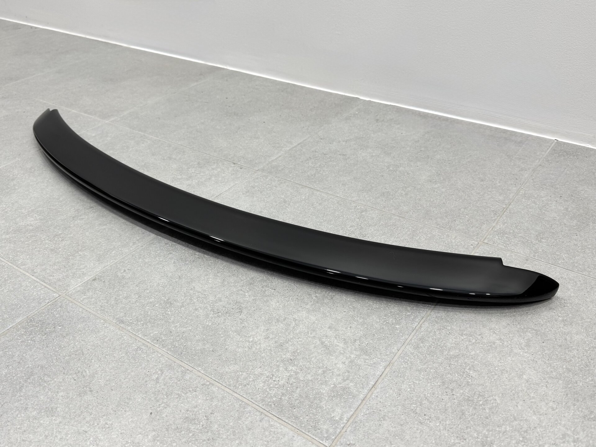 Спойлер козирок на кришку багажника Toyota Yaris 2005-2010 ABS пластик, колір чорний глянець 4
