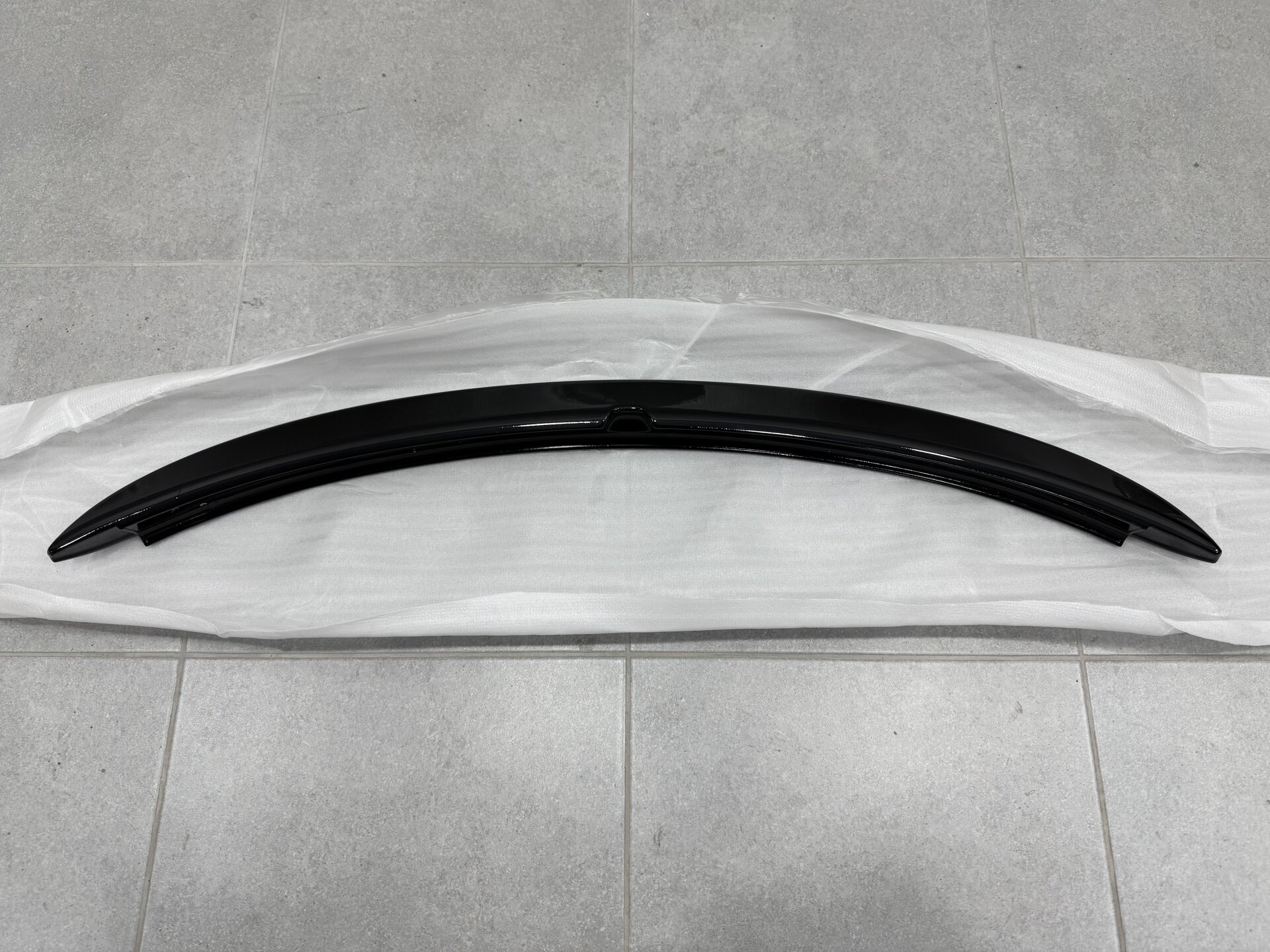 Спойлер козирок на кришку багажника Toyota Yaris 2005-2010 ABS пластик, колір чорний глянець 5