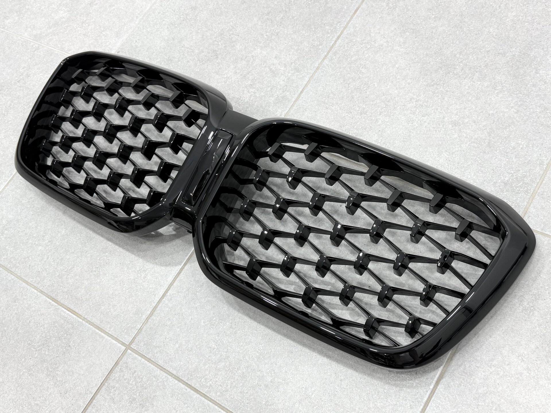 Решітка радіатора на BMW X3 G01, X4 G02 2021- Shadow-line 51135A1AC59 5