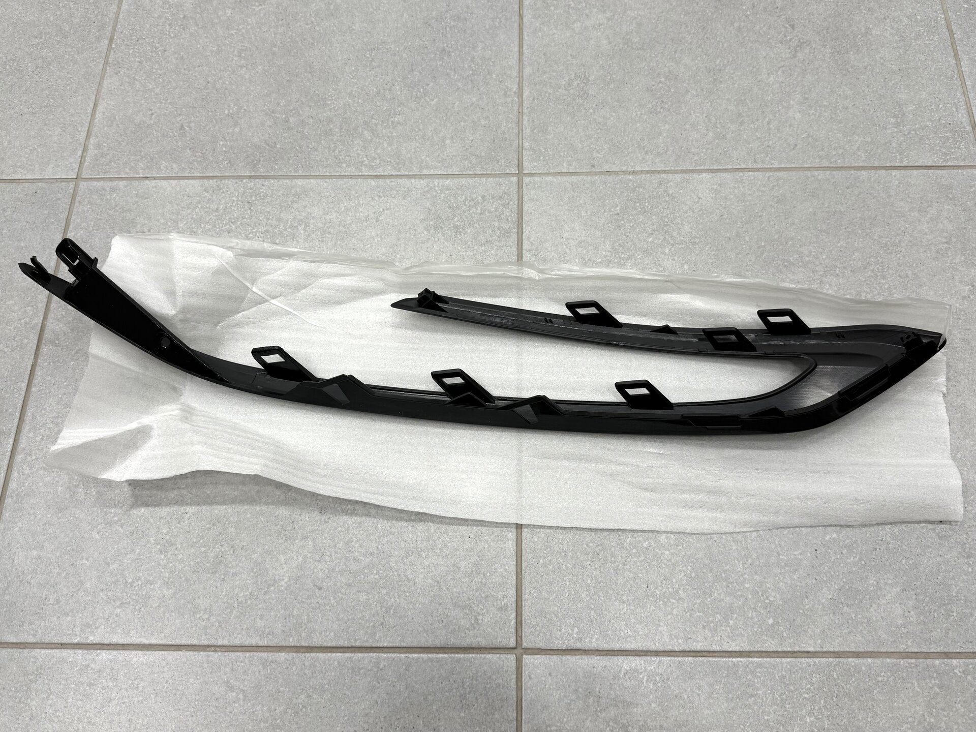 Ліва накладка бампера 5312448130 F-Sport Lexus RX 2023- 5