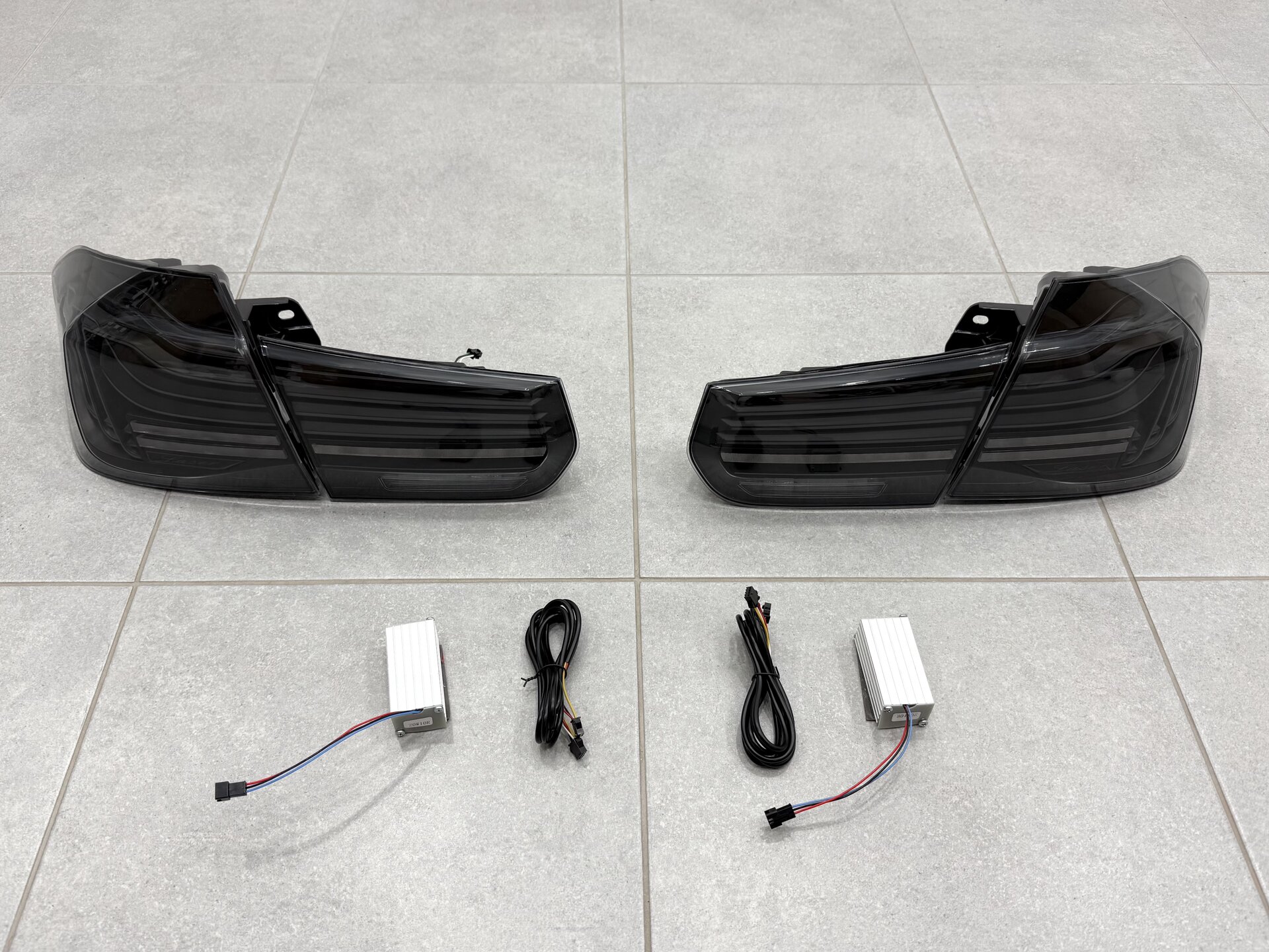 Задні LED ліхтарі стиль CSL для BMW 3 series F30 2012-2018 димчасті, комплект 4шт. 2