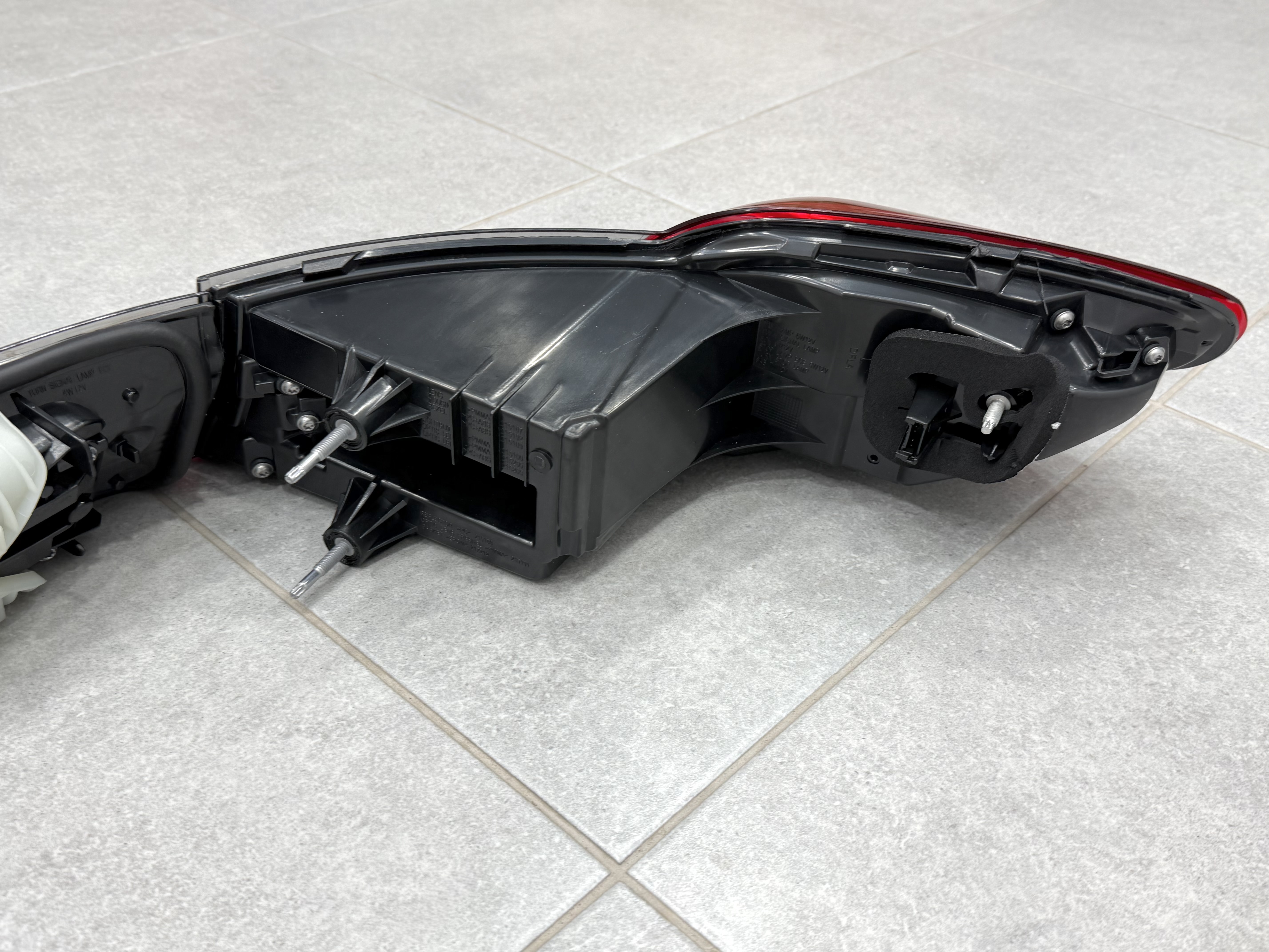 Задні LED ліхтарі ЄВРОПА для BMW X4 G02 2018-2021 жовтий поворотник 5
