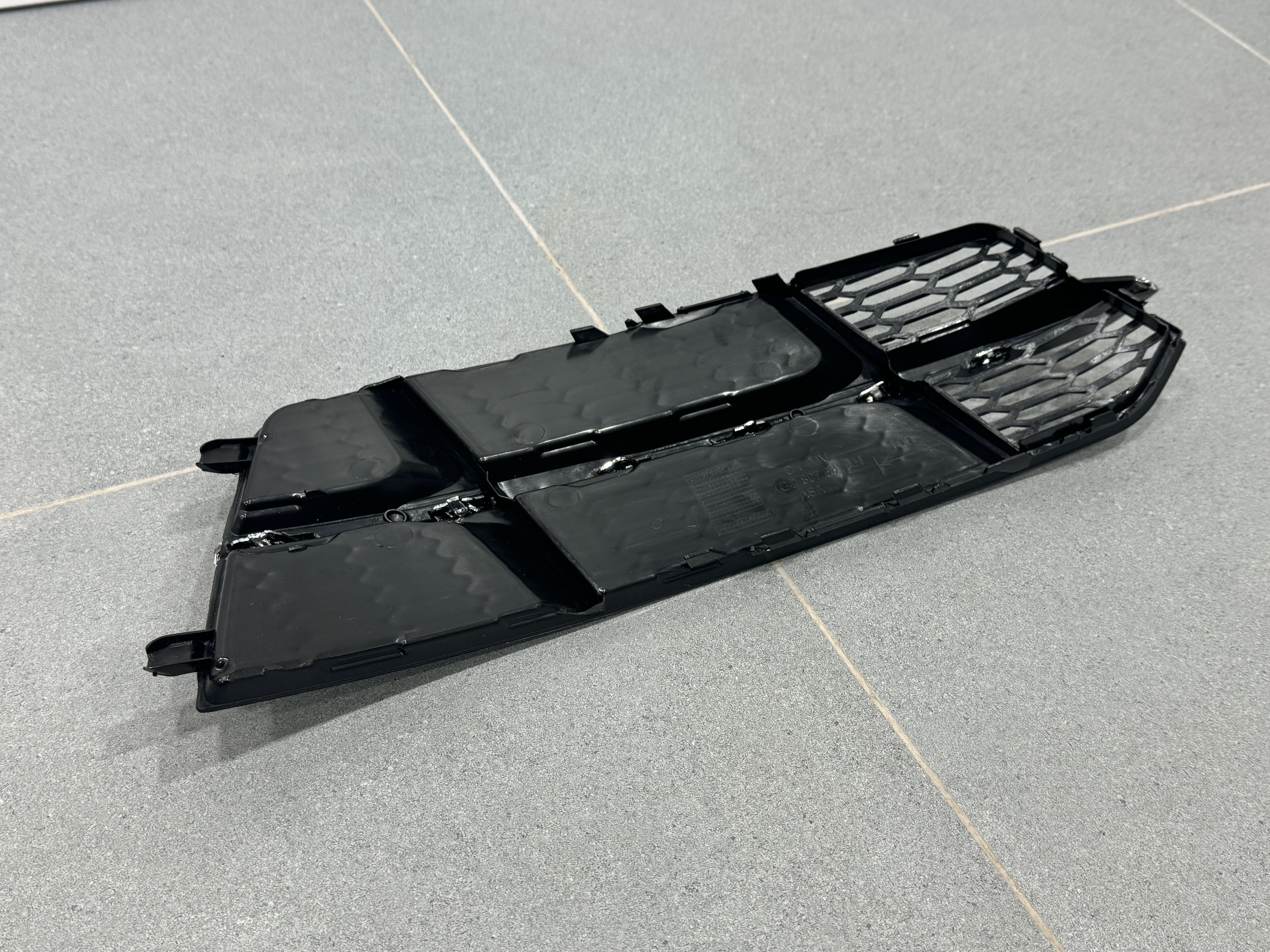 Решітка в бампер ЛІВА CHROME S Line - AUDI A6 С7 2015-2017 4G0807681AN / 4G0807647B 3