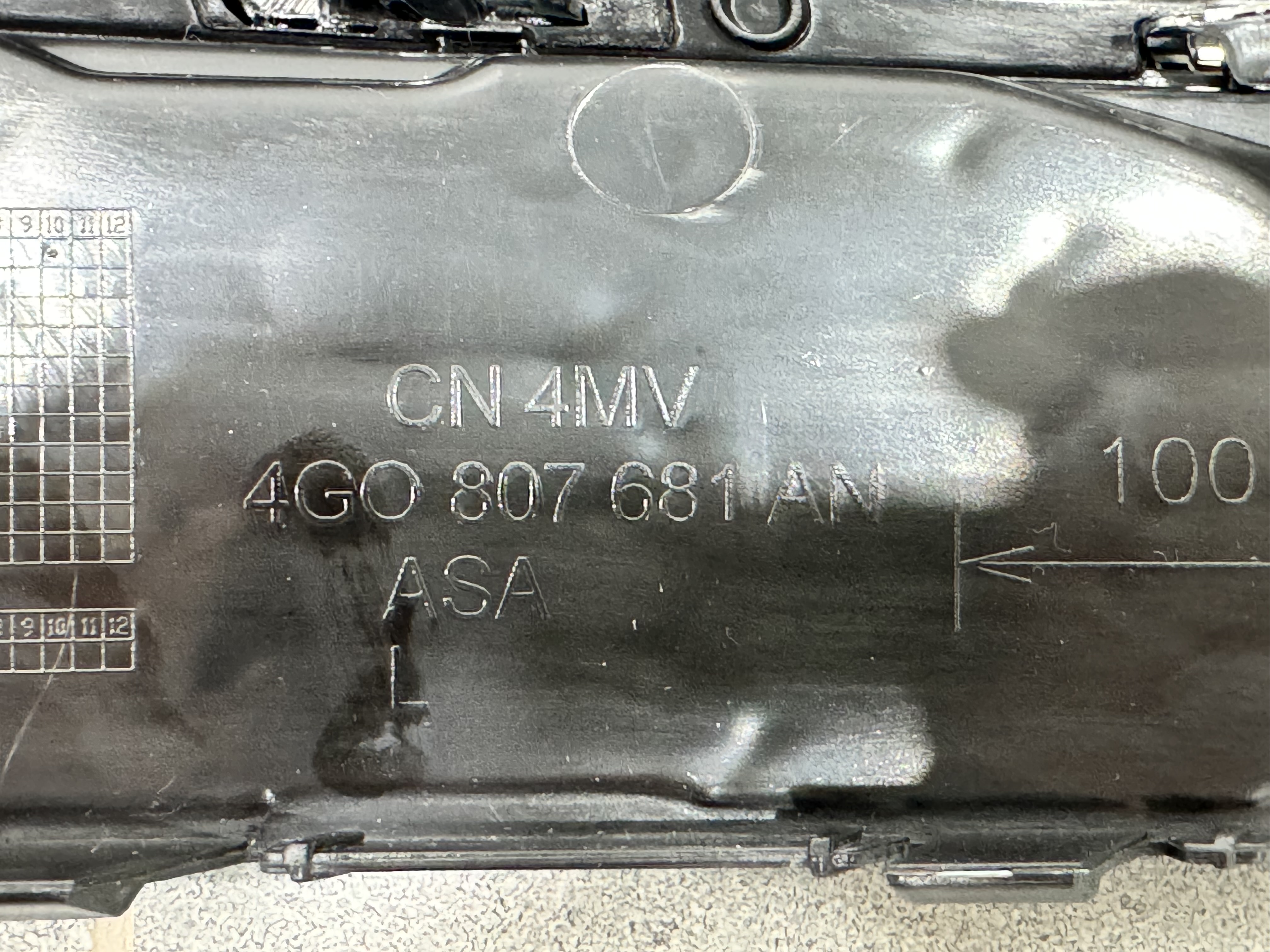 Решітка в бампер ЛІВА CHROME S Line - AUDI A6 С7 2015-2017 4G0807681AN / 4G0807647B 2