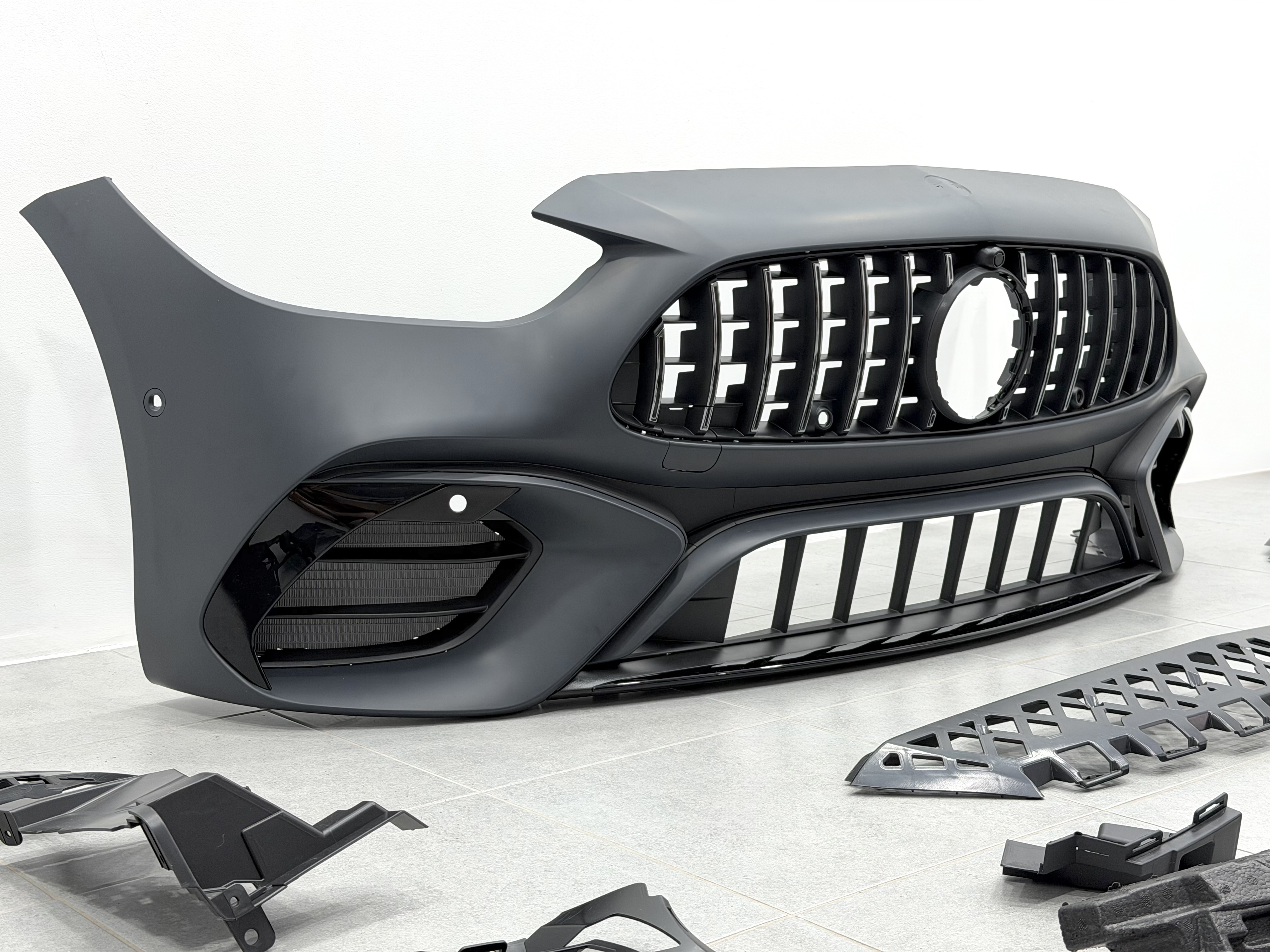 Передній бампер у стилі C63 AMG для Mercedes-Benz C-class W206 2021- 5